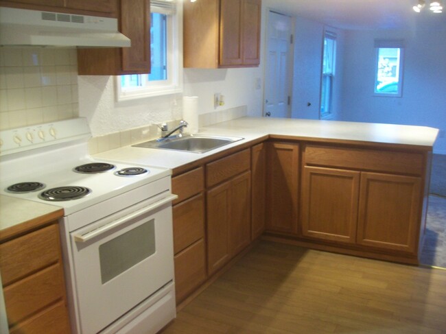 Building Photo - STATUS: RENTED-  | R220A | $1095 + $100 fo...
