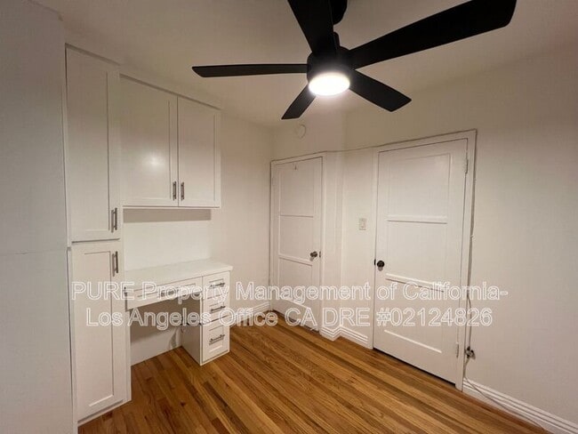 Building Photo - 1910 W 94th Pl