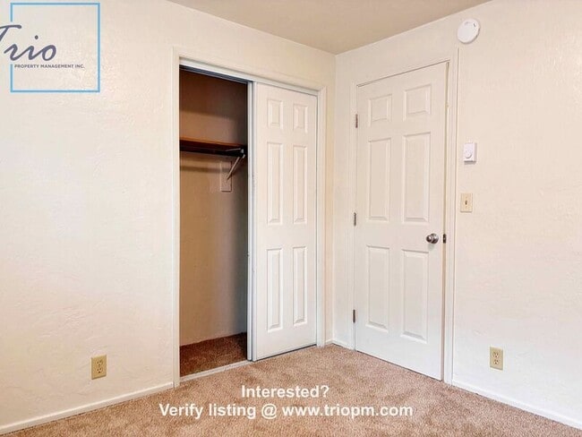 Building Photo - 2577 L St