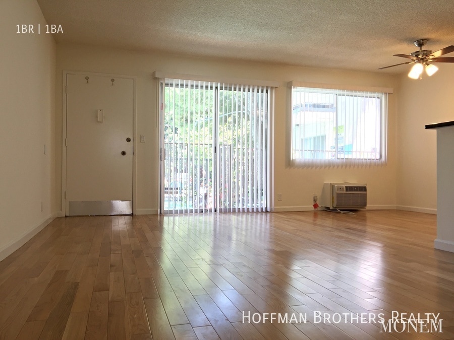 Building Photo - 1806 N Harvard Blvd