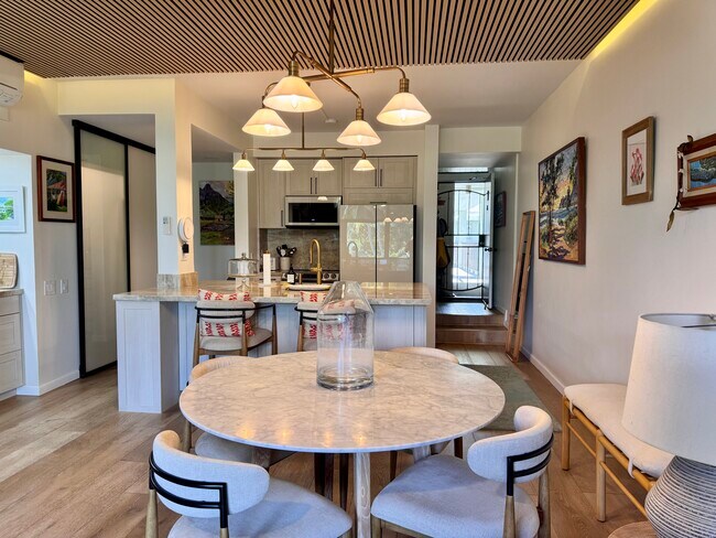 Building Photo - 1020 Aoloa Pl