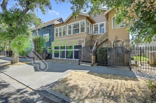 Building Photo - 2611 Alhambra Blvd