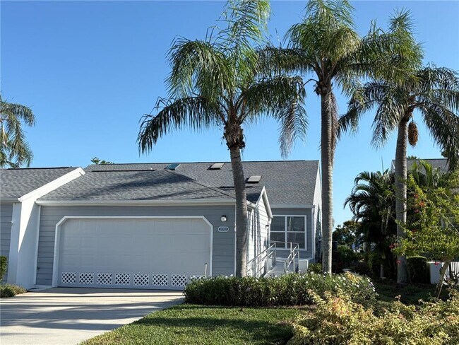Building Photo - 1011 Pelican Ct