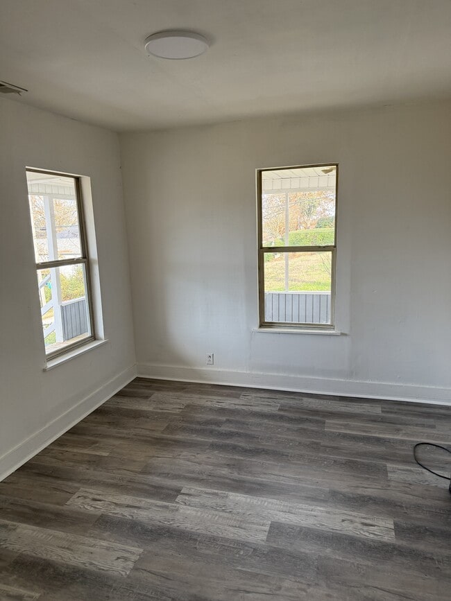 Building Photo - 3902 14th Ave