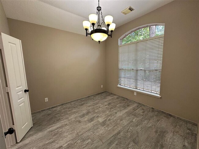 Building Photo - 164 S Holly Laurel Cir