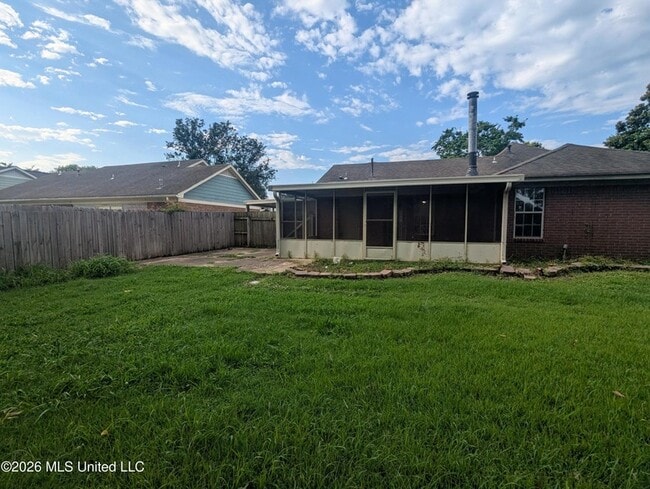 Building Photo - 2922 Waverly Dr