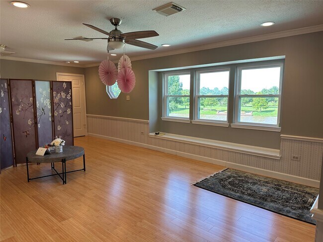 Building Photo - 4634 Grand Cayman Dr