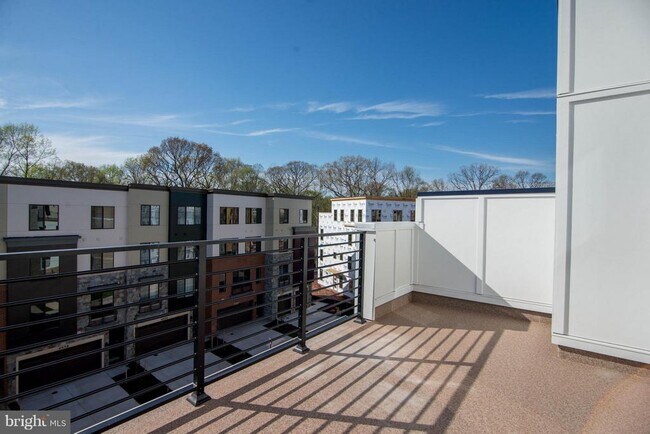 Building Photo - 4939 Trail Vista Ln