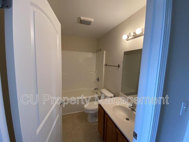 Building Photo - 3324 Stoneway Ct