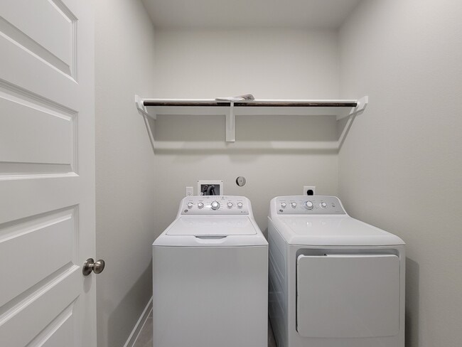 Building Photo - 2905 Terrace Grove Dr