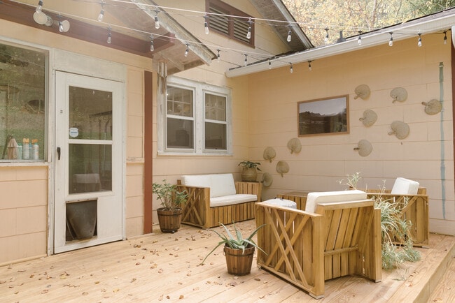 Building Photo - 1707 W 43rd St