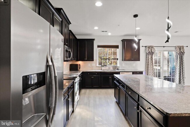 Building Photo - 14766 Malloy Ct