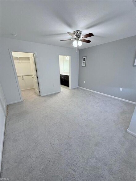 Building Photo - 2816 Belden Ave