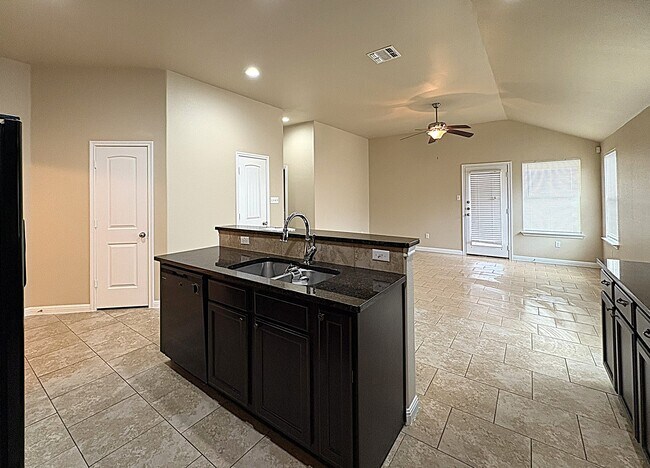 Building Photo - 3807 Flat Rock Mountain Dr