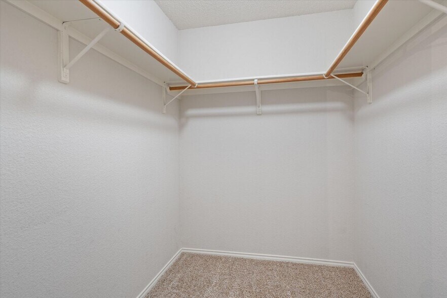 Building Photo - 16303 Ascent Cove