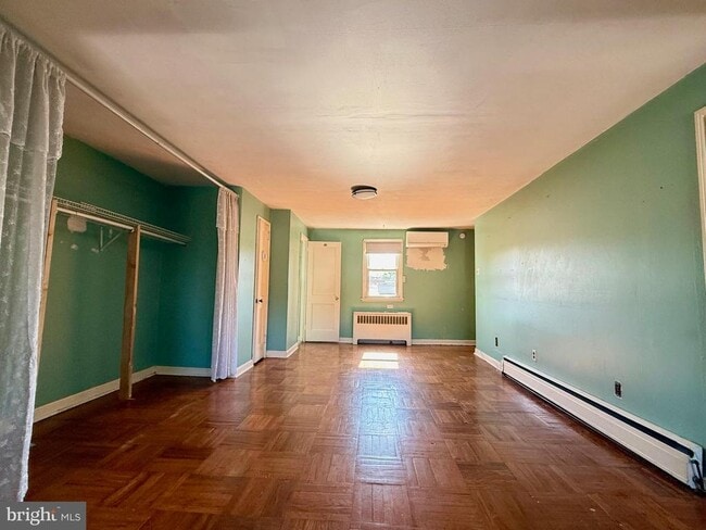 Building Photo - 1163 Callowhill St