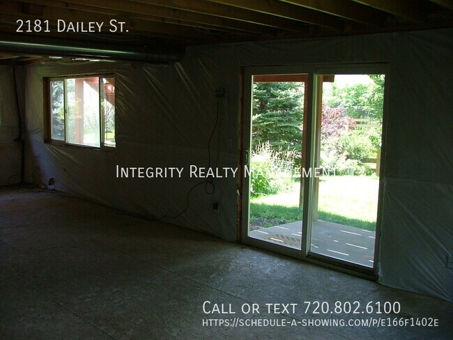 Building Photo - 2181 Dailey St