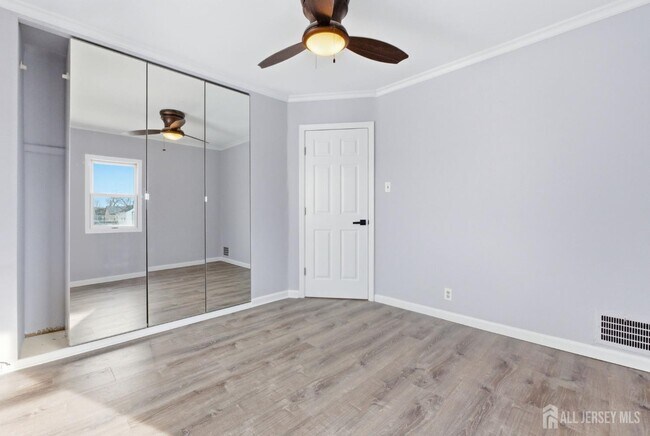 Building Photo - 43 Freeman St