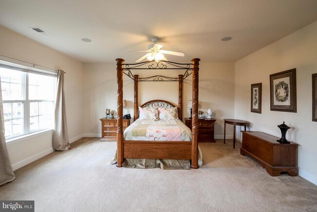 Building Photo - 5812 Falls Gate Ct
