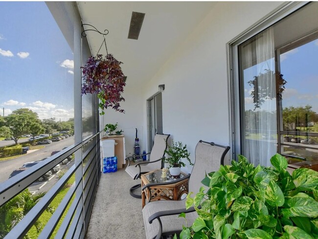 Building Photo - 1 Bedroom Condo in Boca Raton             ...