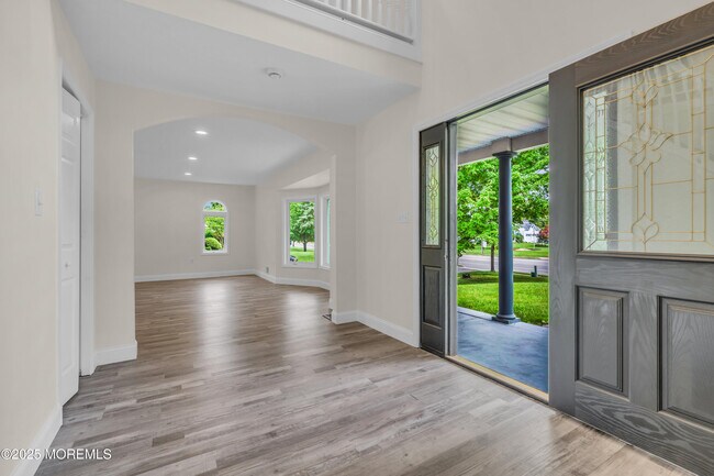 Building Photo - 352 Leesville Rd