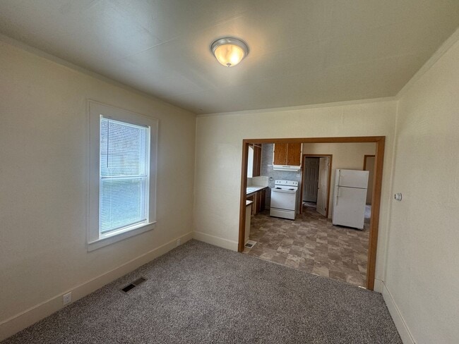Building Photo - Non-Refundable & Security Deposit Total: $...