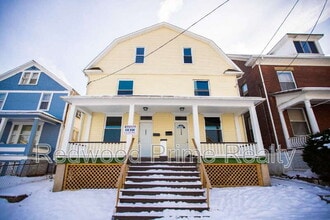 Building Photo - 552-554 Highland Ave