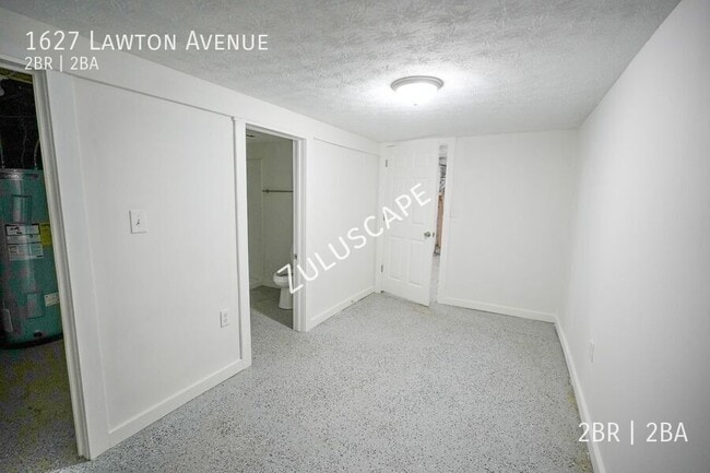 Building Photo - 1627 Lawton Ave