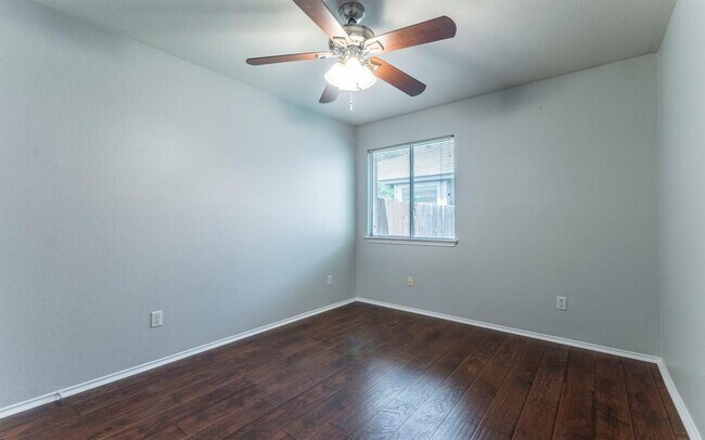 Building Photo - 3224 Arroyo Bluff Ln