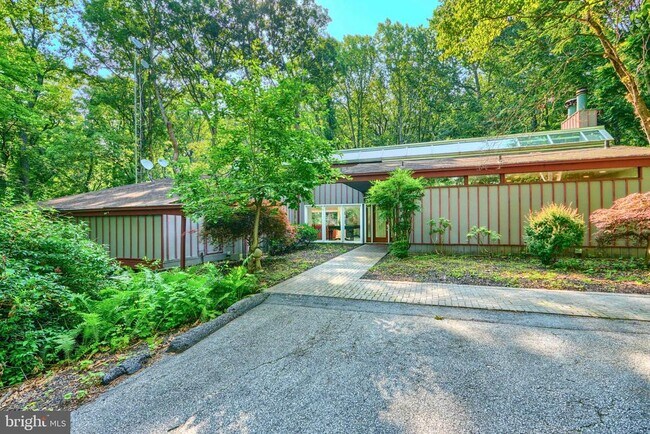 Building Photo - 2101 Tufton Ave