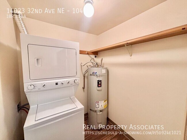 Building Photo - 14023 32nd Ave NE