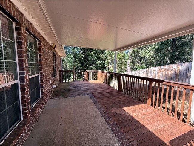 Building Photo - 10154 Waterford Way