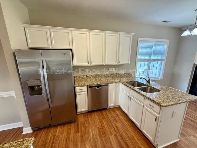 Building Photo - 2010 Silky Dogwood Trail