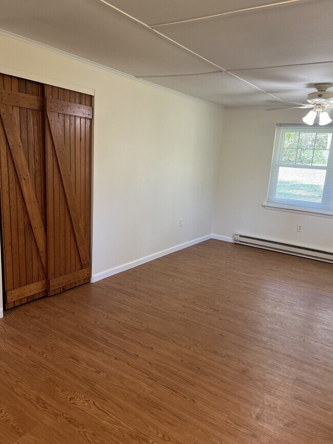 Building Photo - 1232 Park Rd