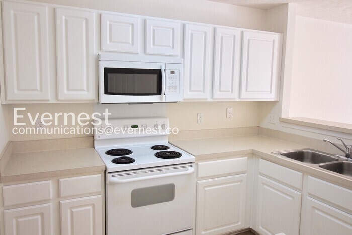Building Photo - 584 Flintlock Ct