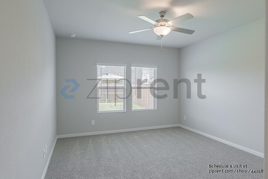 Building Photo - 3914 Walmer Wy
