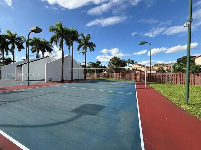 Building Photo - 17230 NW 60th Ct