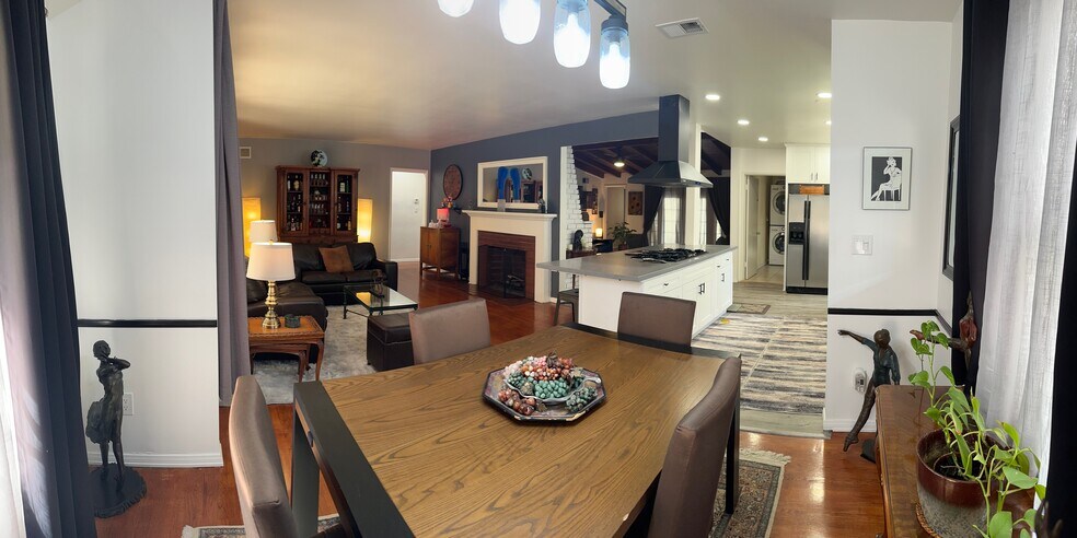 Building Photo - 15141 Marlin Pl