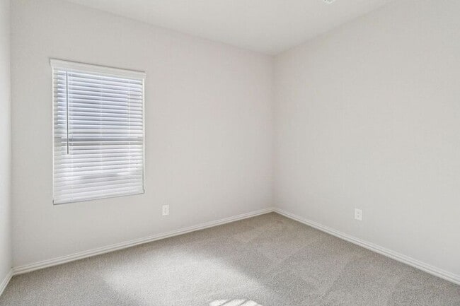 Building Photo - 5907 Belchamp Dr