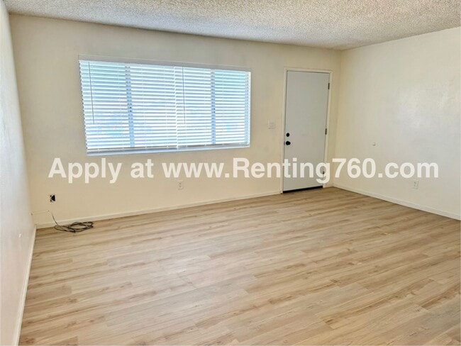 Building Photo - 6365 Linda Lee Dr