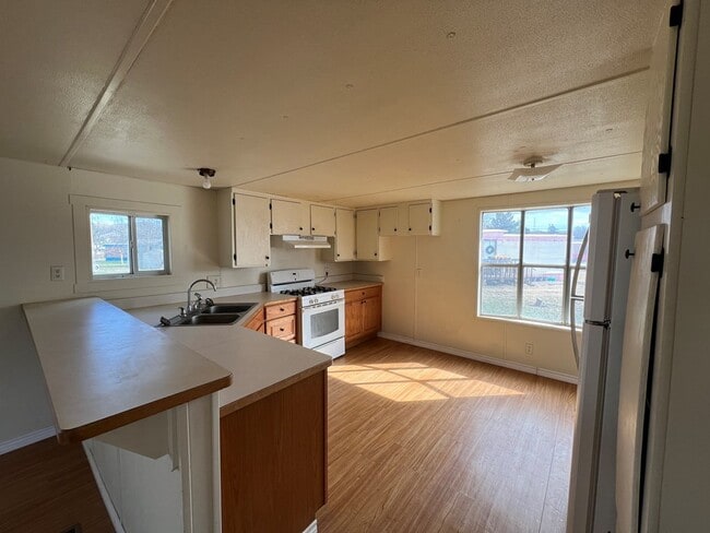 Building Photo - 1407 N 10th St