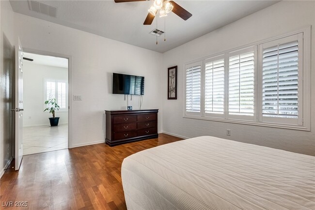 Building Photo - 7709 Island Rail Dr