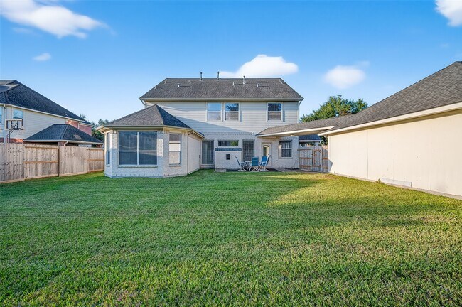 Building Photo - 22115 Oakcreek Hollow Ln