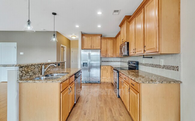 Building Photo - 173 Brickhill Cir