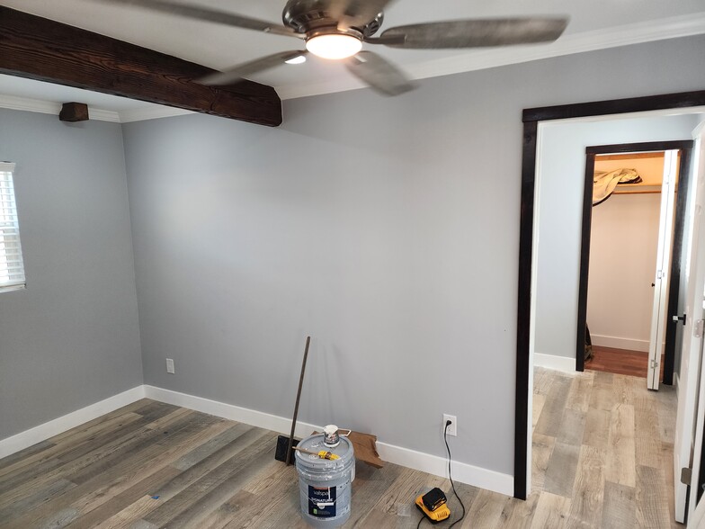 Building Photo - 3014 Clay Ave