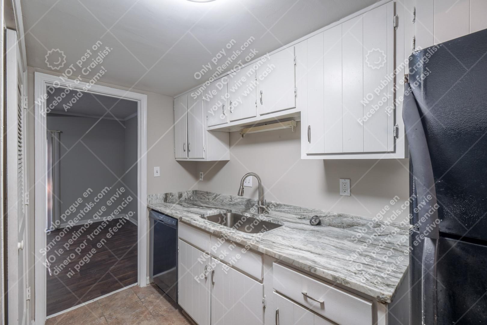 Building Photo - 6424 Woodstone Way
