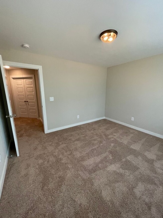 Building Photo - New Construction Home for Rent in Weaver, ...