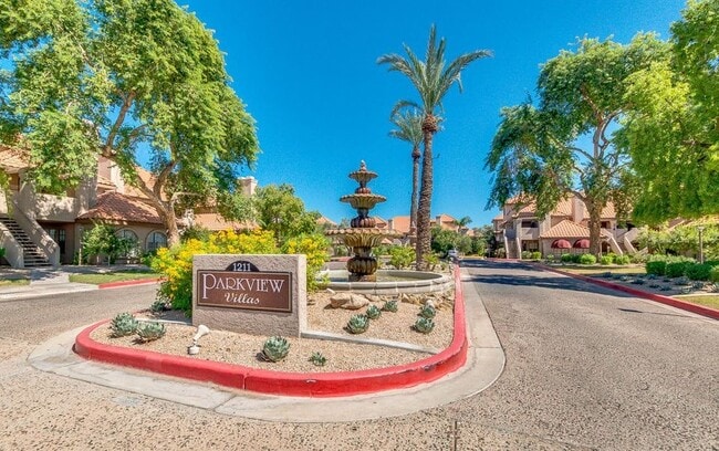 Building Photo - 1211 N Miller Rd