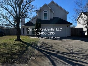 Building Photo - 14013 SW Galveston Cir