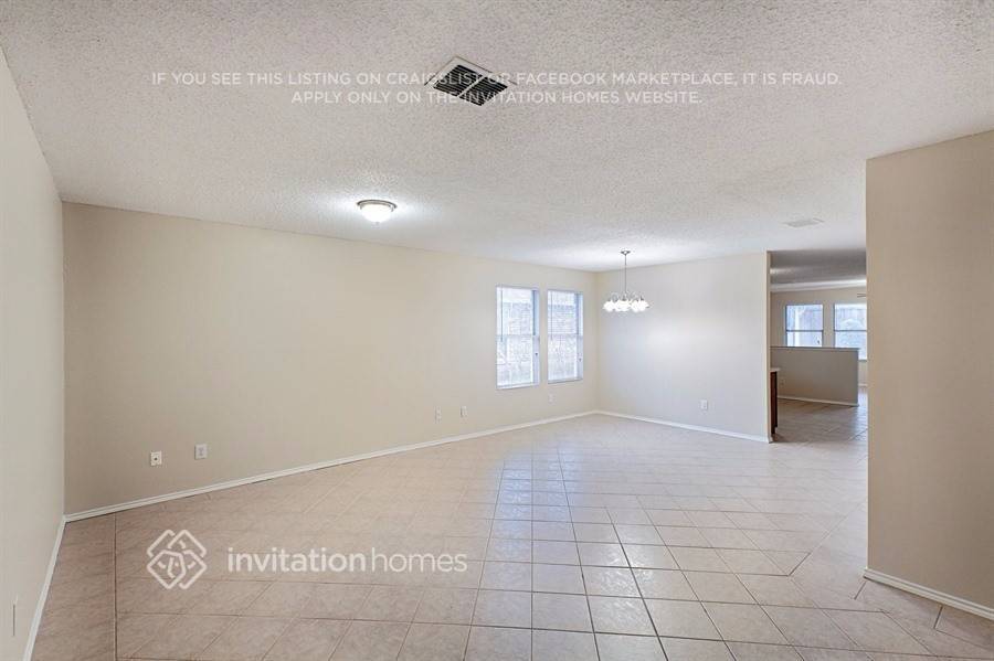 Building Photo - 4604 Bellcrest Dr